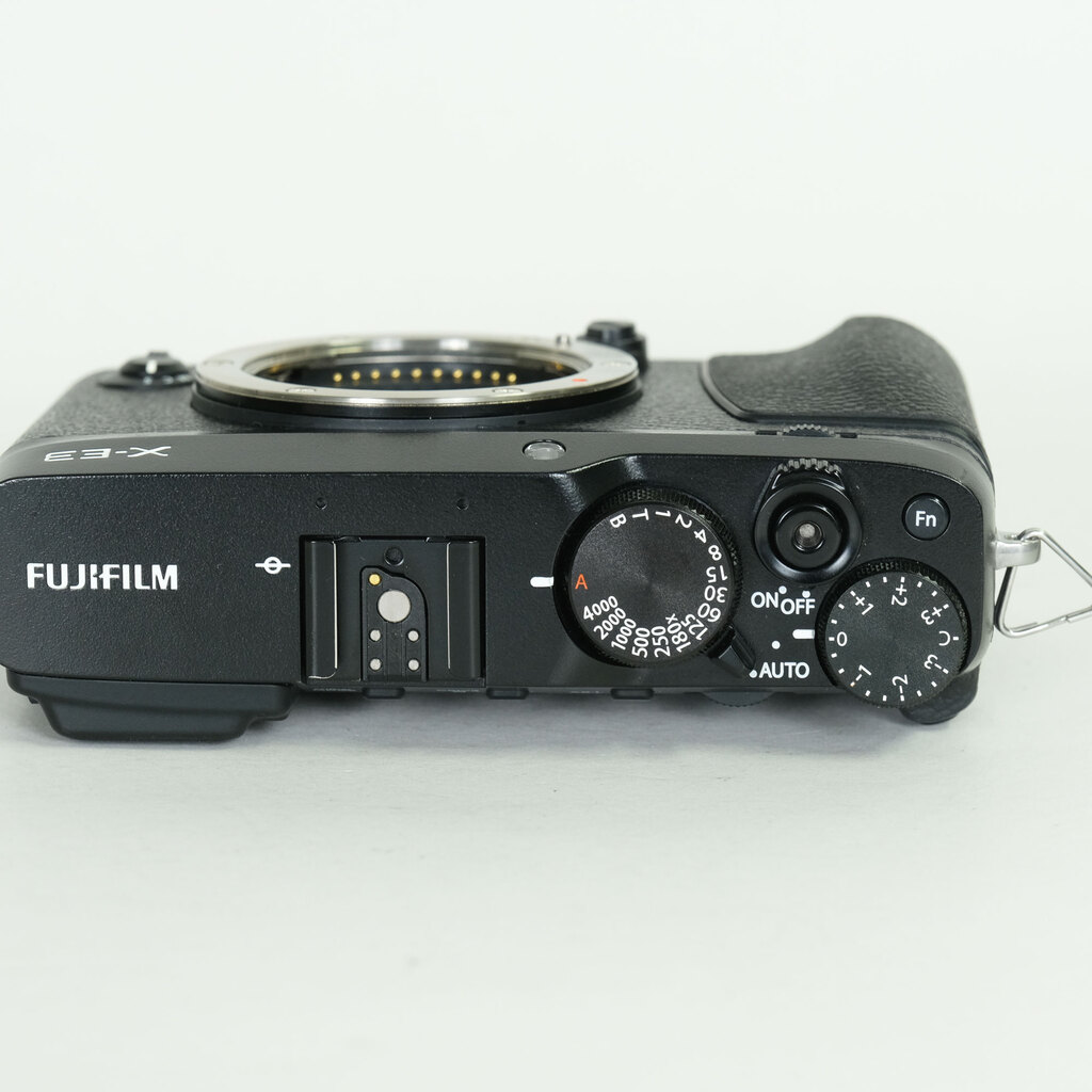 FUJIFILM X-E3