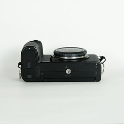 FUJIFILM X-S10
