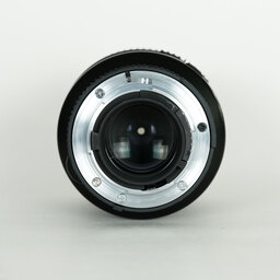 Nikon AF 105mm F2.8D マイクロ