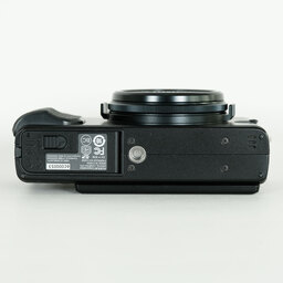 FUJIFILM X70 ブラック