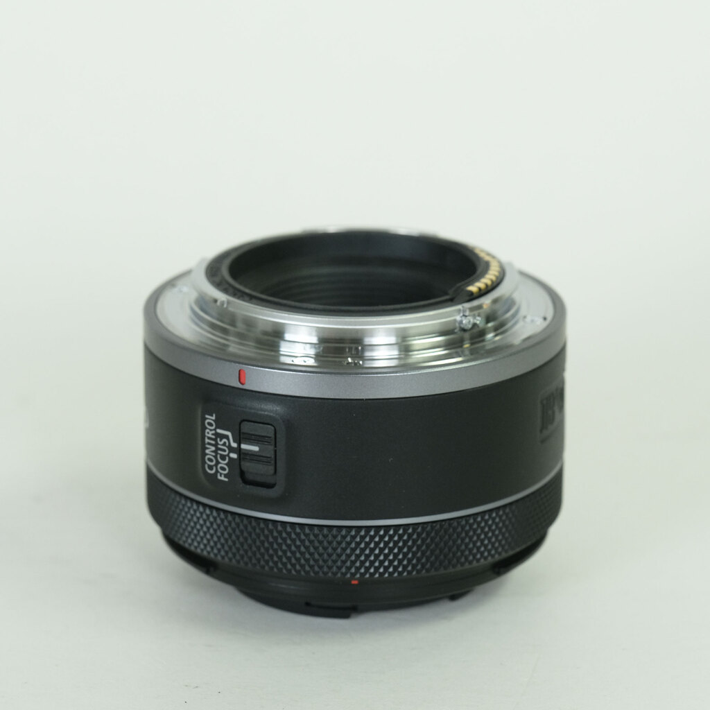 Canon RF50mm F1.8 STM Canon RF50mm F1.8 STM