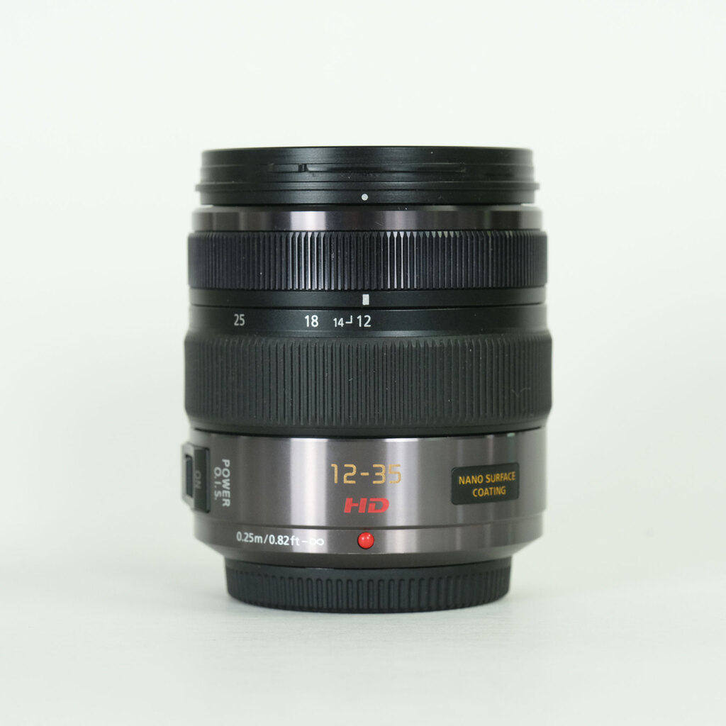 Panasonic LUMIX G X VARIO 12-35mm / F2.8 ASPH. / POWER O.I.S. Panasonic LUMIX G X VARIO 12-35mm / F2.8 ASPH. / POWER O.I.S.