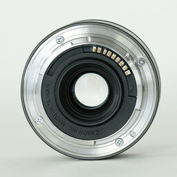 Canon EF-M22mm F2 STM