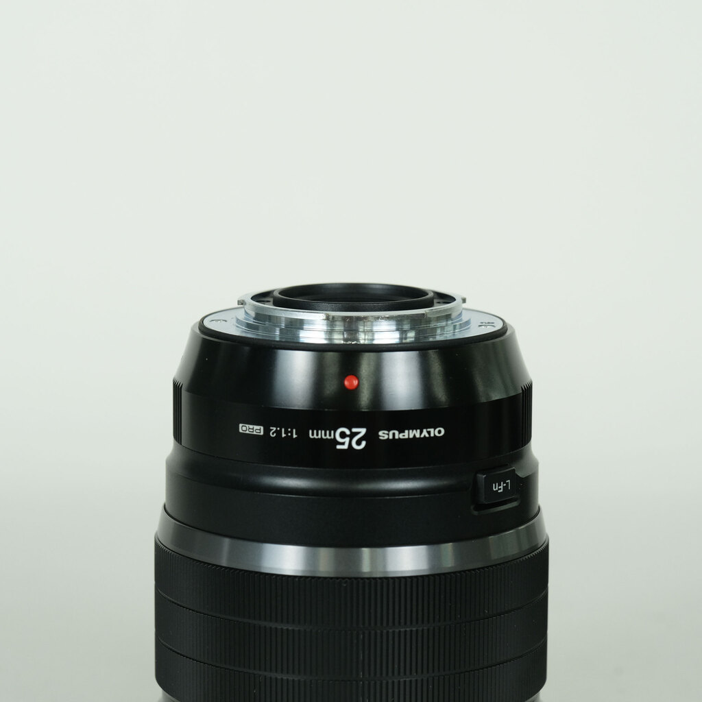 OLYMPUS M.ZUIKO DIGITAL ED 25mm F1.2 PROの出品 | ONE SCENE（ワン