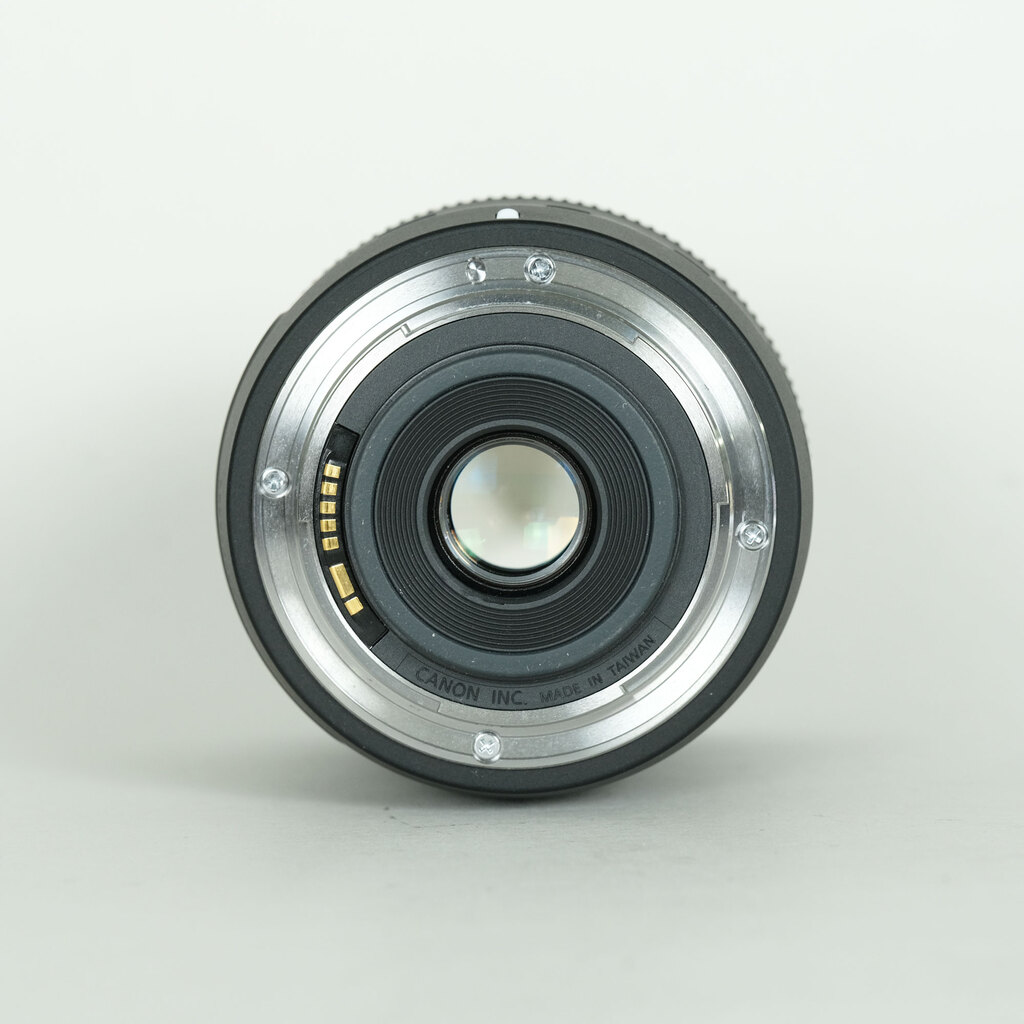 Canon EF-S18-135mm F3.5-5.6 IS USM