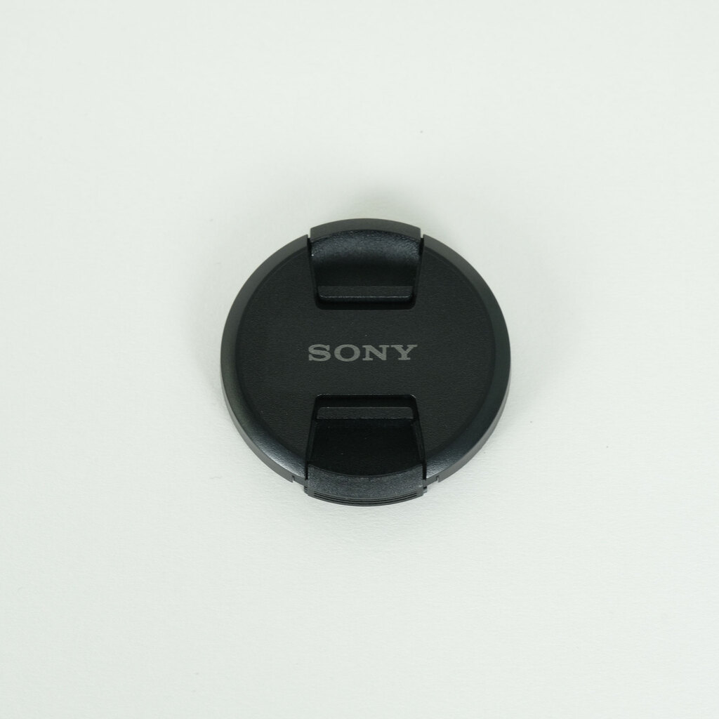 SONY Vario-Tessar T* E 16-70mm F4 ZA OSS SEL1670Z SONY Vario-Tessar T* E 16-70mm F4 ZA OSS SEL1670Z
