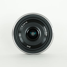 SONY E 16mm F2.8 SEL16F28