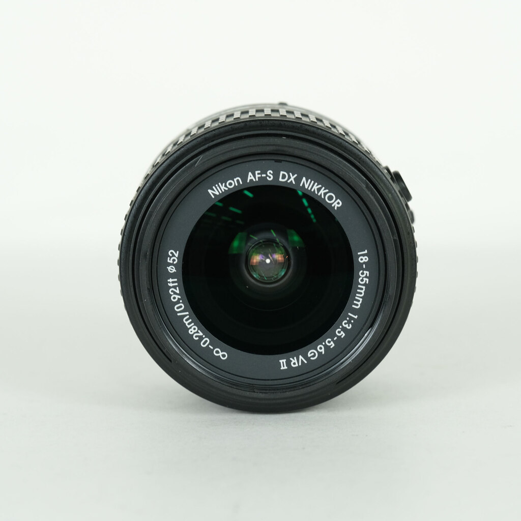 Nikon AF-S DX NIKKOR 18-55mm f3.5-5.6G VR IIの出品 | ONE SCENE