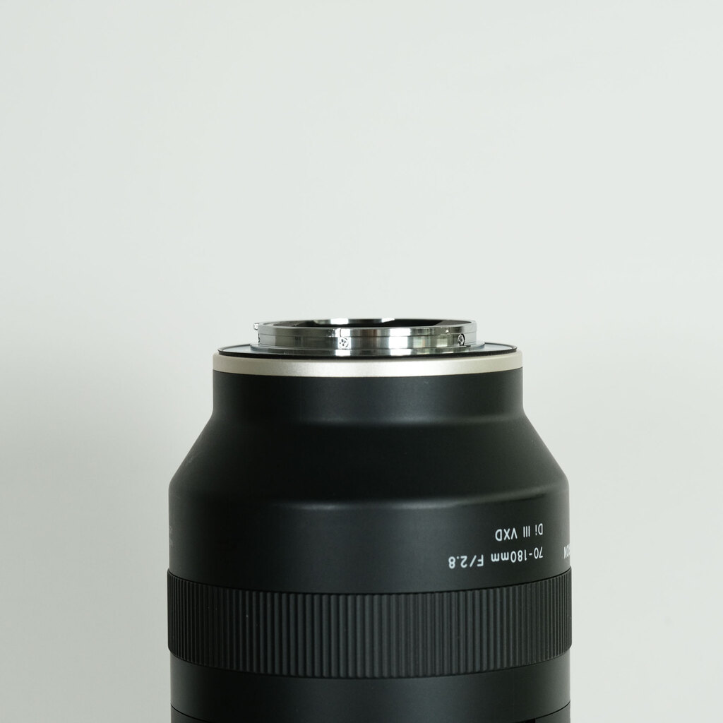TAMRON 70-180mm F/2.8 Di III VXD (Model A056) [ ソニーE用 ]