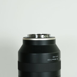 TAMRON 70-180mm F/2.8 Di III VXD (Model A056) [ ソニーE用 ]
