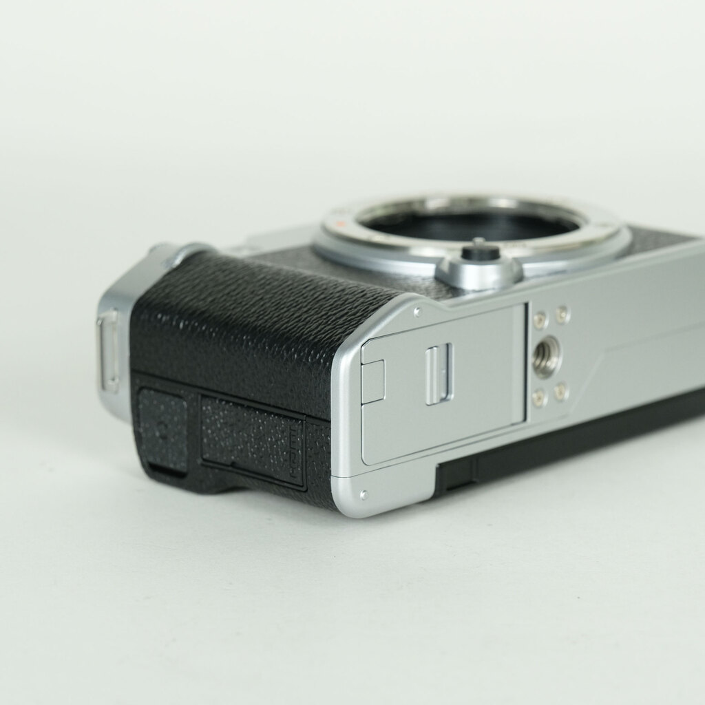 FUJIFILM X-M5 FUJIFILM X-M5