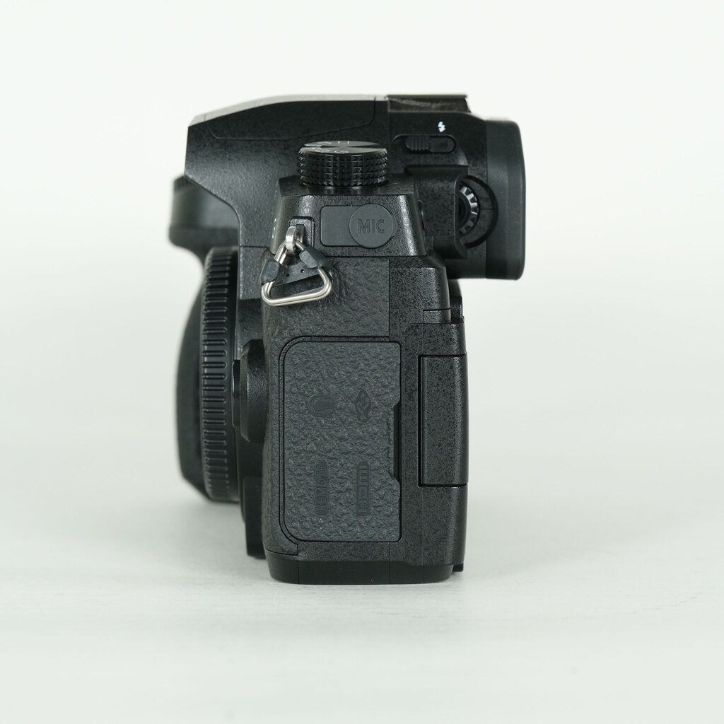 Panasonic LUMIX DC-G99 Panasonic LUMIX DC-G99