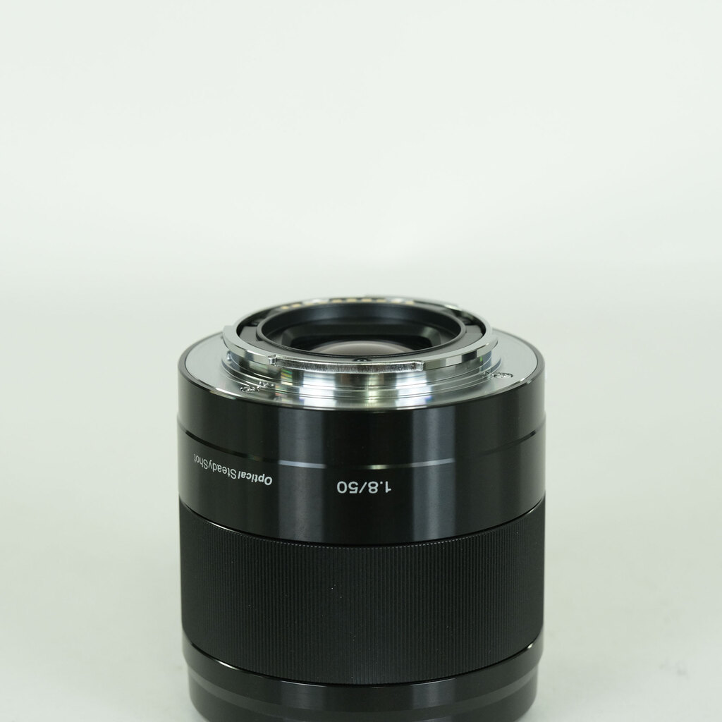 SONY E 50mm F1.8 OSS SEL50F18