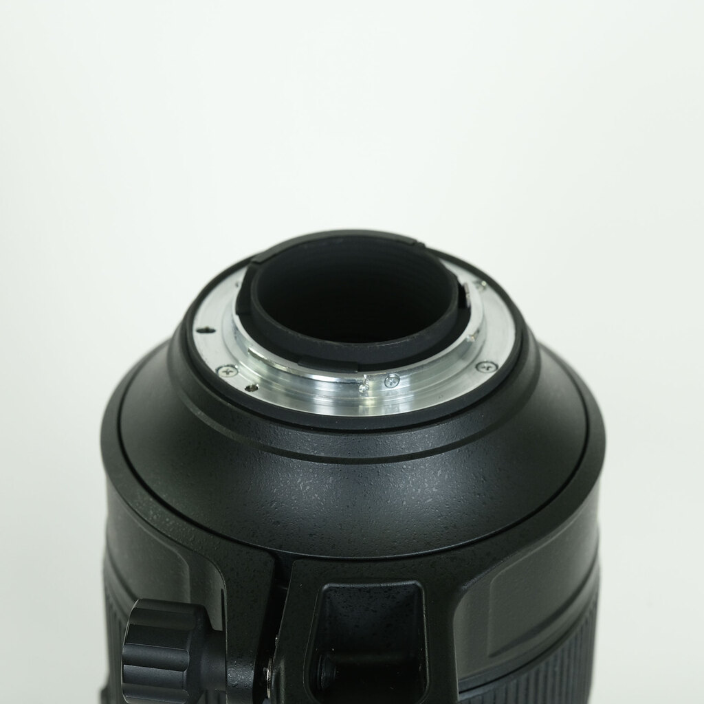 Nikon AF-S NIKKOR 80-400mm f/4.5-5.6G ED VR