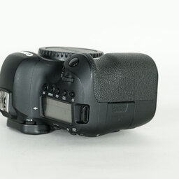 Canon EOS 6D Mark II