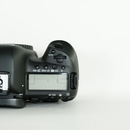 Canon EOS 5D Mark IV Canon EOS 5D Mark IV