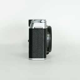 FUJIFILM X-E4