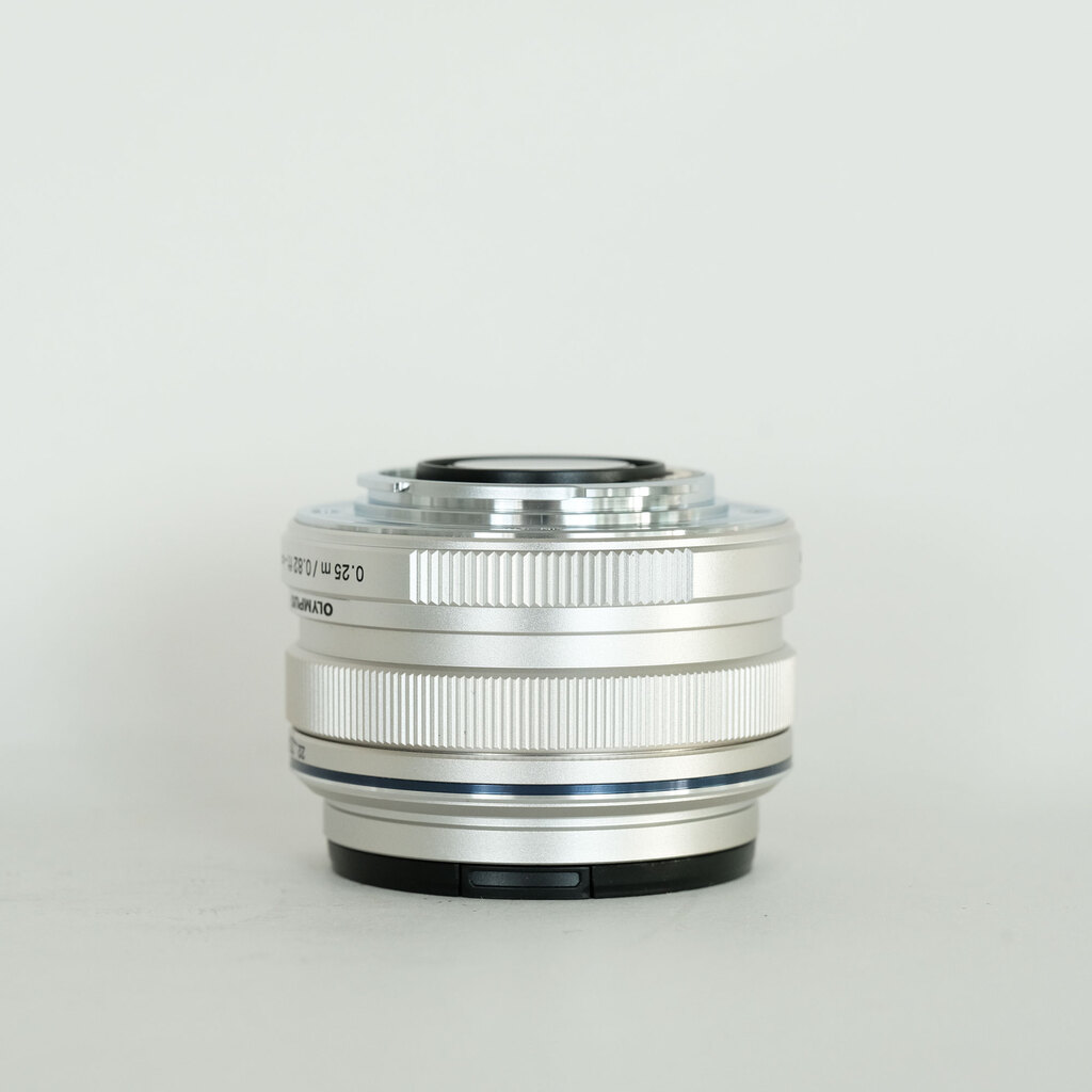 OLYMPUS M.ZUIKO DIGITAL 17mm F1.8