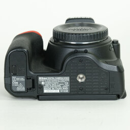 Nikon D5600