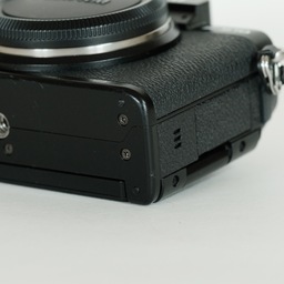 FUJIFILM X-S10
