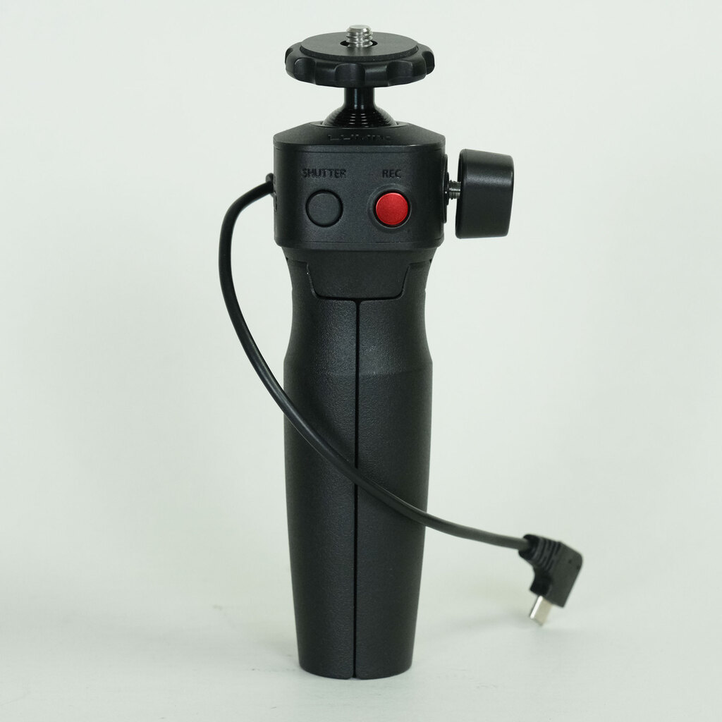 Panasonic LUMIX DC-G100 Panasonic LUMIX DC-G100