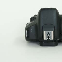 Canon EOS Kiss X9i