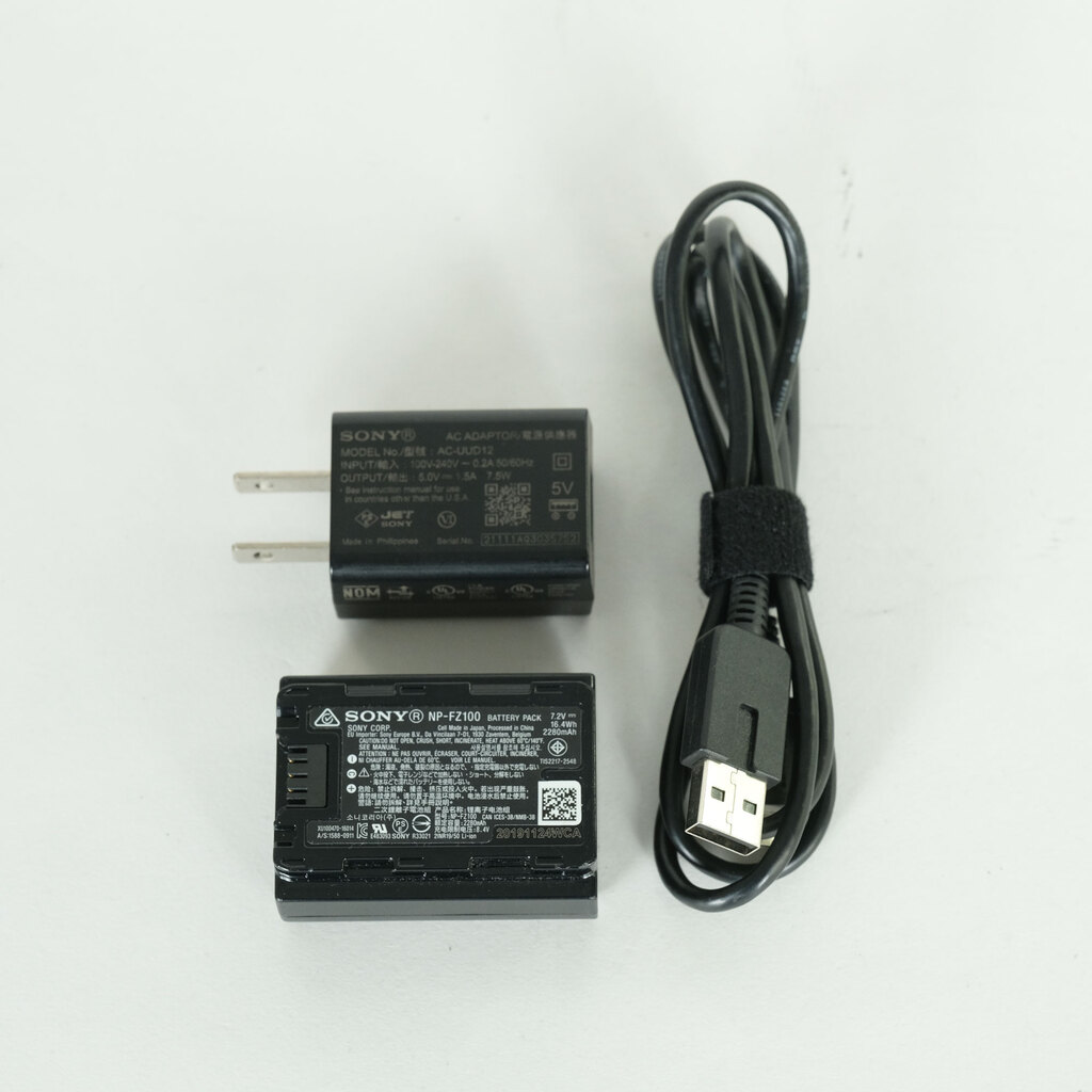 SONY α7 III(ILCE-7M3) SONY α7 III(ILCE-7M3)