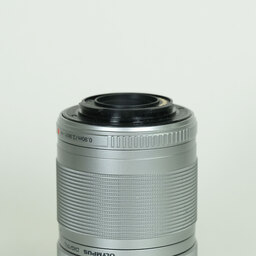 OLYMPUS M.ZUIKO DIGITAL ED 40-150mm F4.0-5.6 R