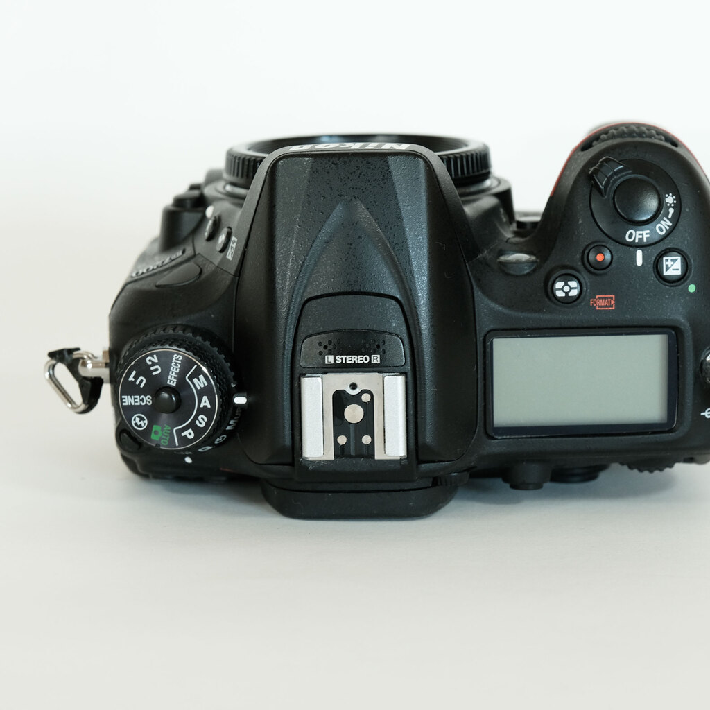 Nikon D7200の出品 | ONE SCENE（ワンシーン）