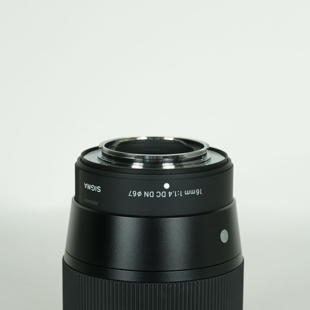 SIGMA 16mm F1.4 DC DN｜Contemporary [フジフイルムX用]