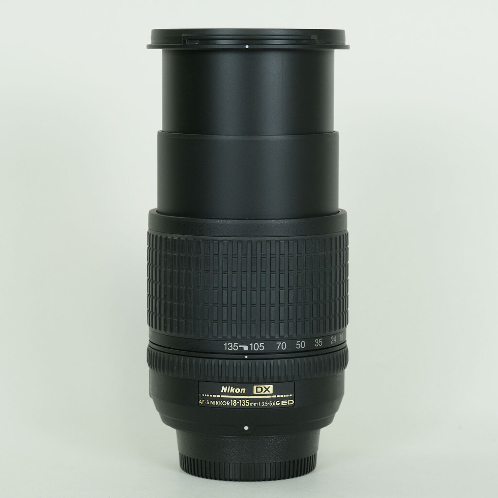 Nikon AF-S DX ED 18-135mm F3.5-5.6 G(IF)