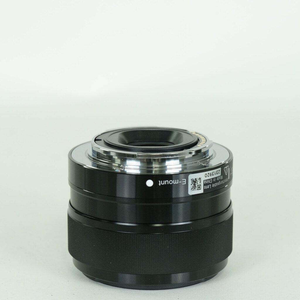 SONY E 35mm F1.8 OSS SEL35F18