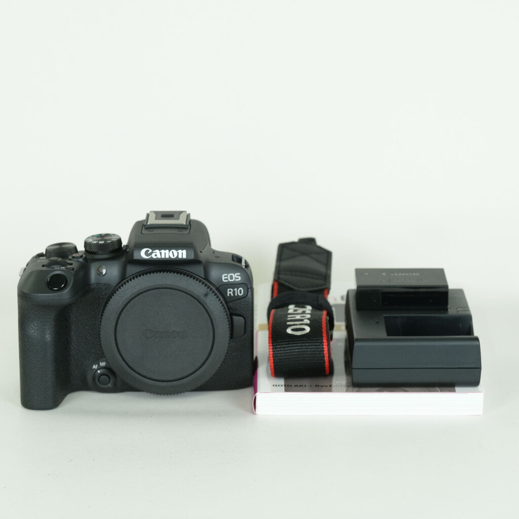 Canon EOS R10