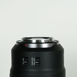 Canon RF135mm F1.8 L IS USM