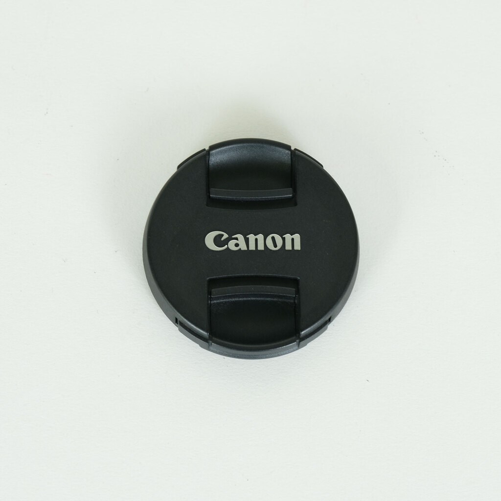 Canon RF35mm F1.8 MACRO IS STM
