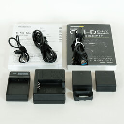 OLYMPUS OM-D E-M1 Mark III