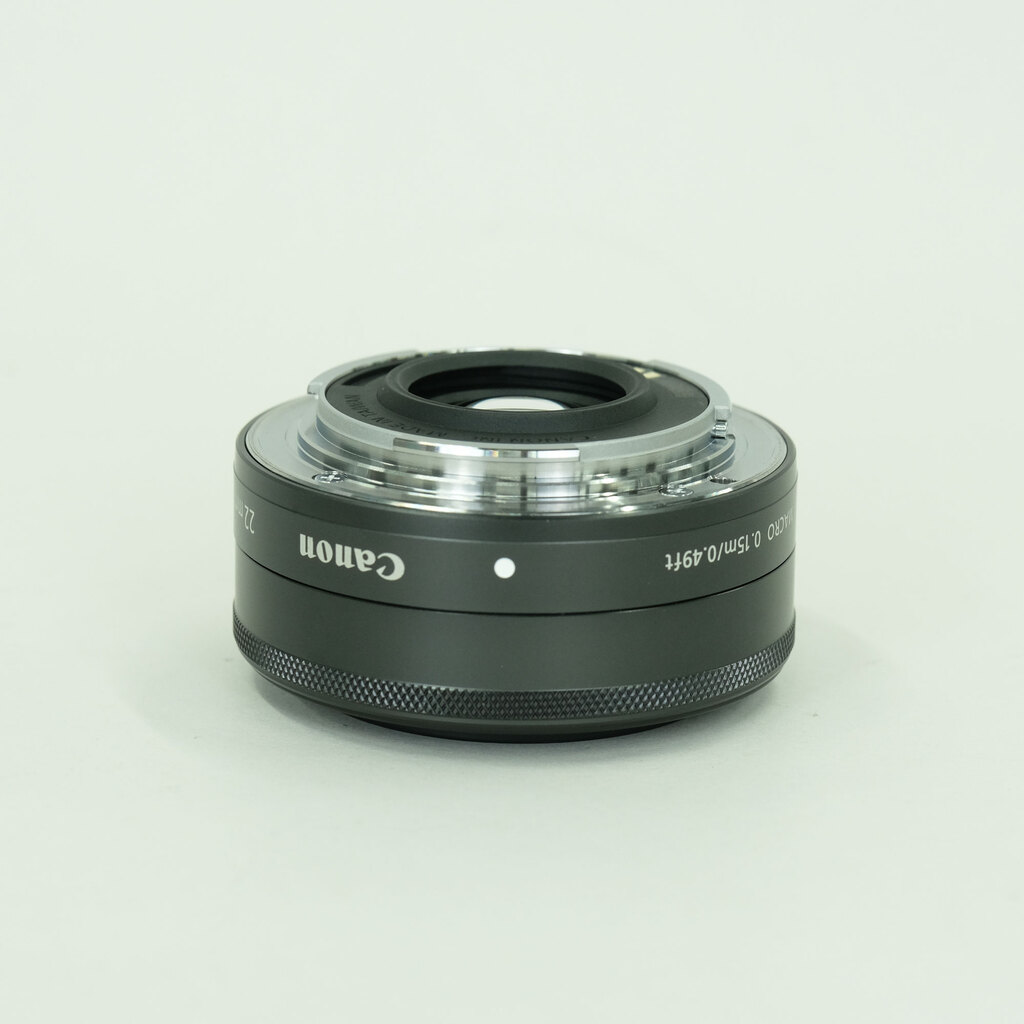 Canon EF-M22mm F2 STM Canon EF-M22mm F2 STM