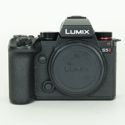 Panasonic LUMIX S5II DC-S5M2 Panasonic LUMIX S5II DC-S5M2