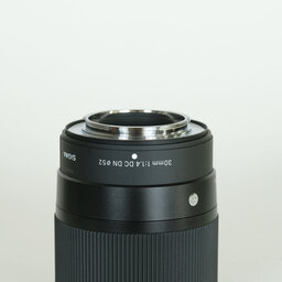 SIGMA 30mm F1.4 DC DN｜Contemporary [フジフイルムX用]