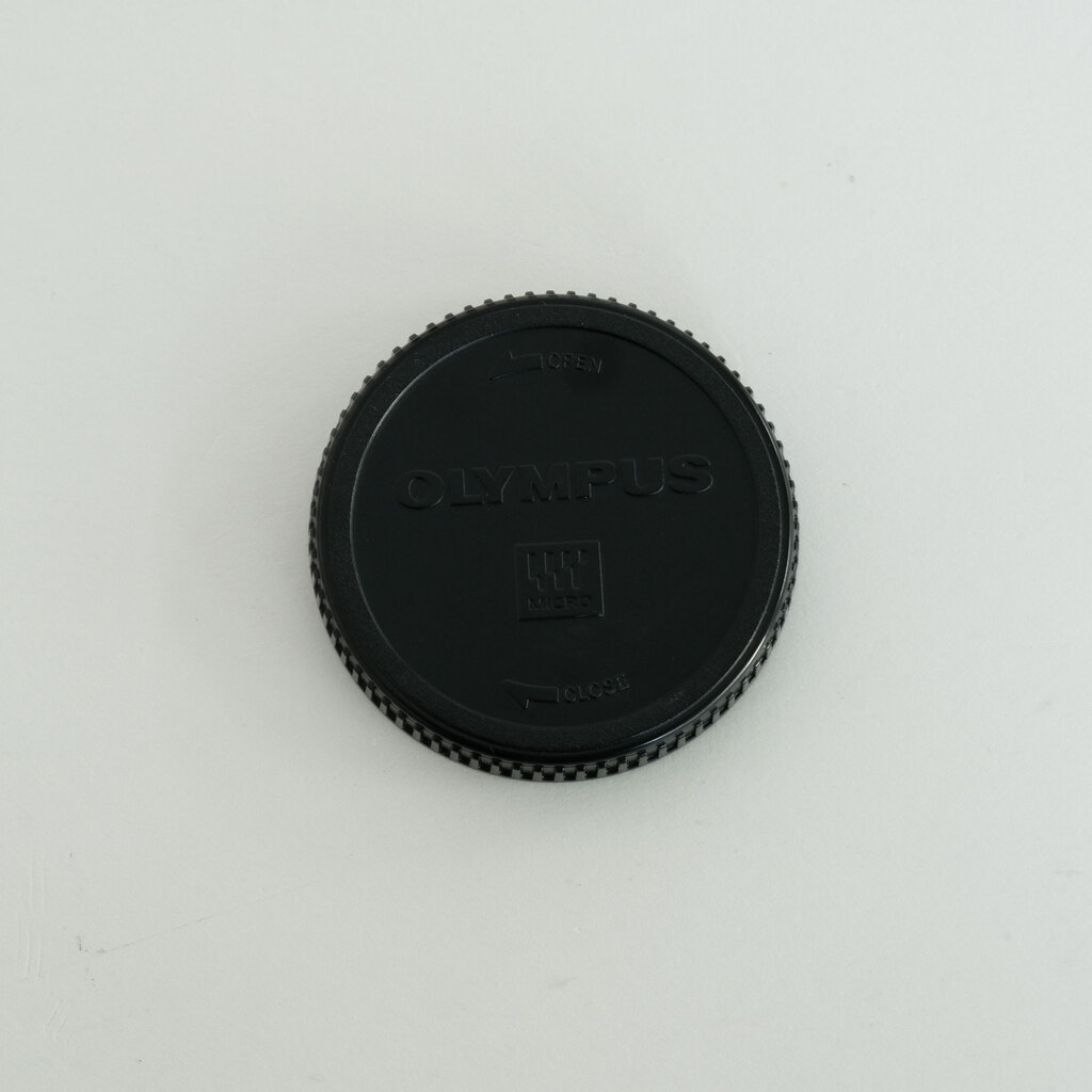 OLYMPUS M.ZUIKO DIGITAL ED 12-40mm F2.8 PRO OLYMPUS M.ZUIKO DIGITAL ED 12-40mm F2.8 PRO