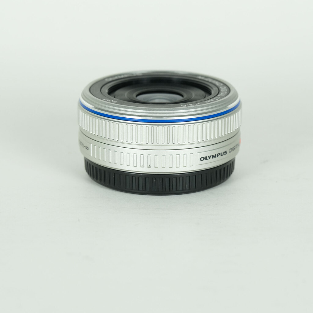 OLYMPUS M.ZUIKO DIGITAL 17mm F2.8 シルバーの出品 | ONE SCENE（ワン
