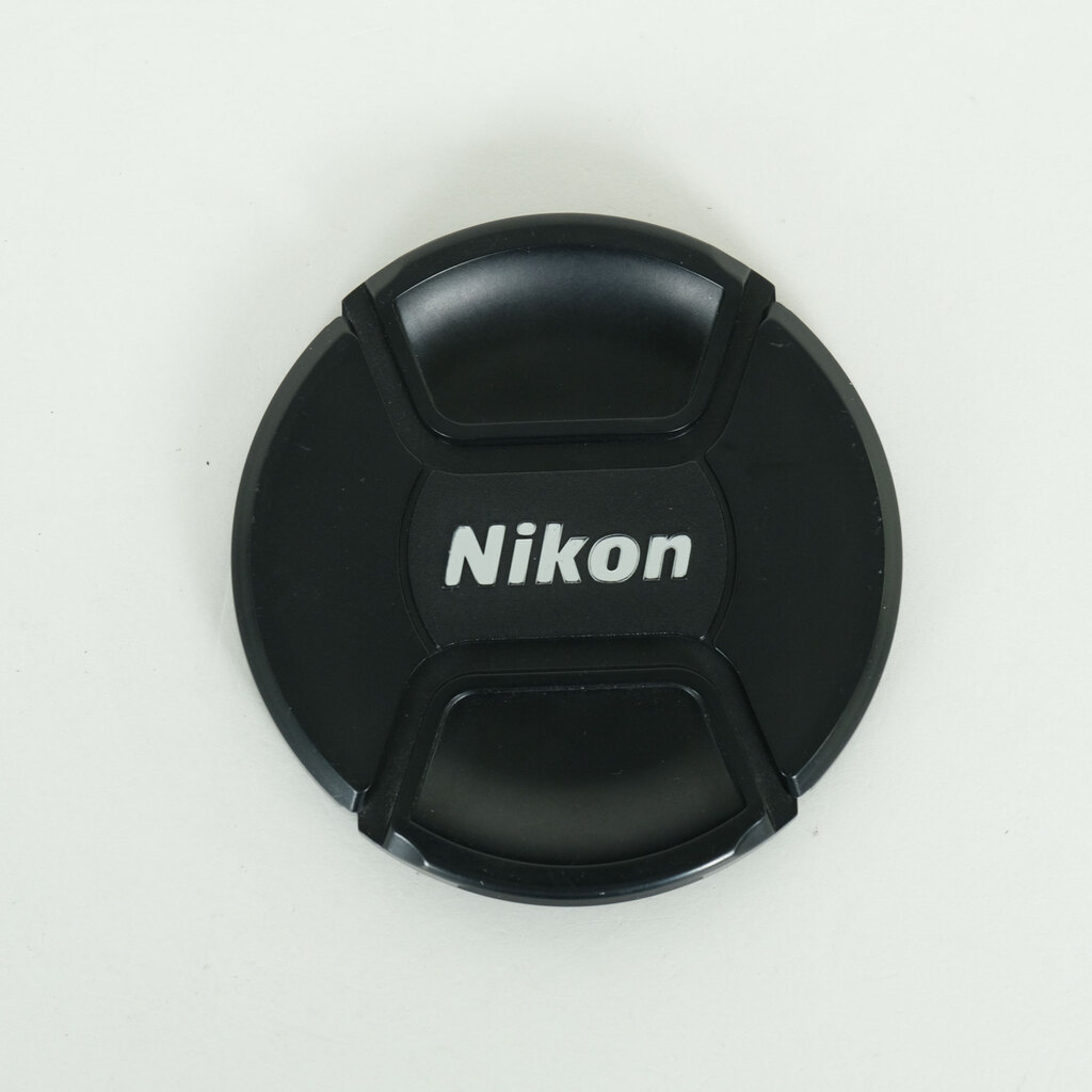 Nikon AF-S NIKKOR 24-70mm f/2.8E ED VR Nikon AF-S NIKKOR 24-70mm f/2.8E ED VR