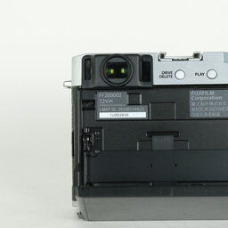 FUJIFILM X-E4 FUJIFILM X-E4