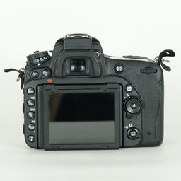 Nikon D750