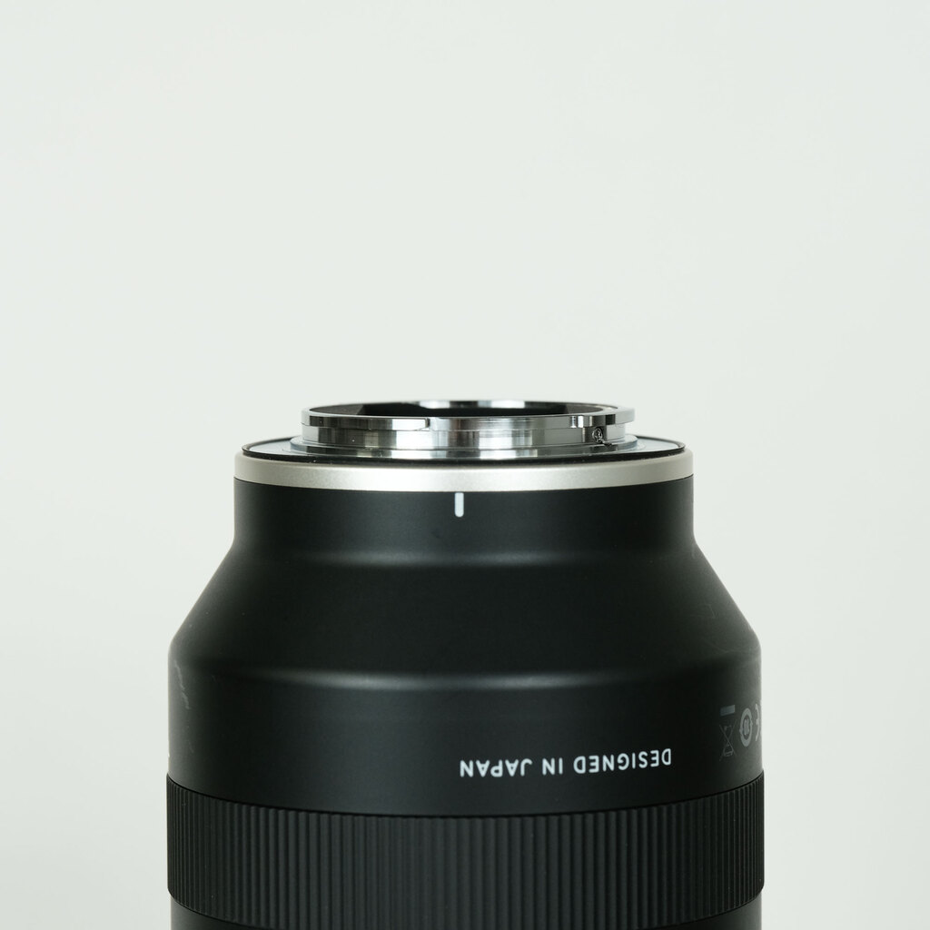 TAMRON 70-180mm F/2.8 Di III VXD (Model A056) [ ソニーE用 ]