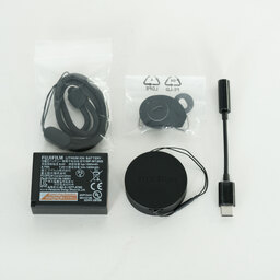 FUJIFILM X half X-HF1