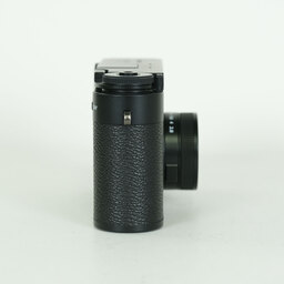 FUJIFILM X half X-HF1