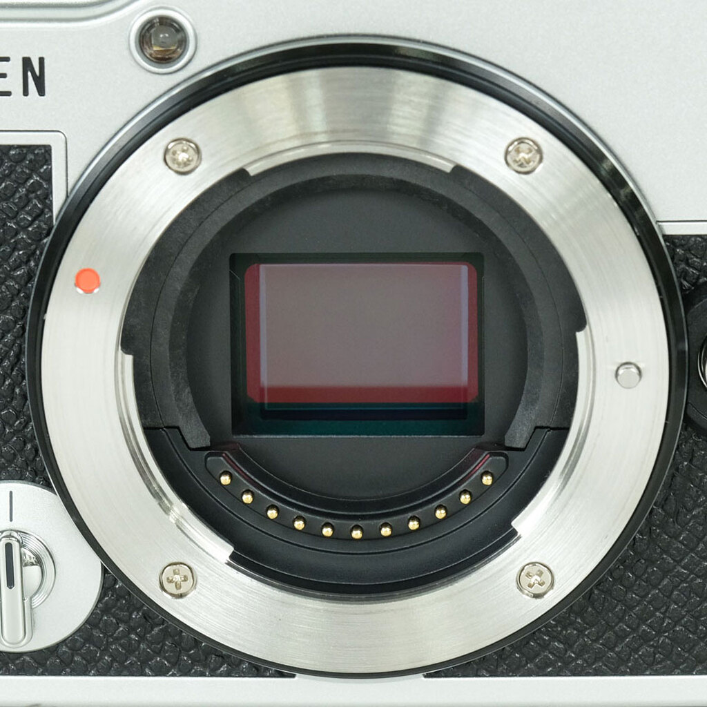 OLYMPUS PEN E-P7