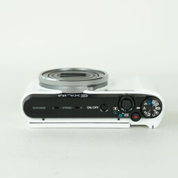 CASIO EXILIM EX-FC300SWE ホワイト
