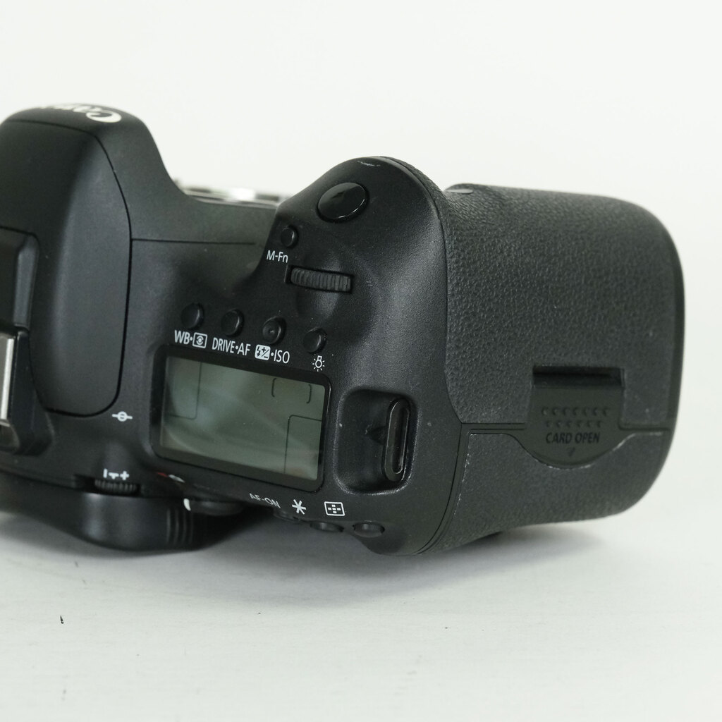 Canon EOS 7D Mark II